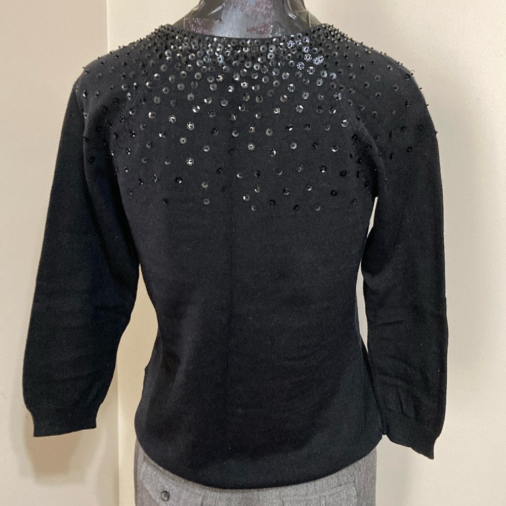 Black Sweater w/ Sequins
Item# FWsw5